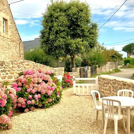 Ty Jeanne-maison Bretonne Avec Jardin Proche *