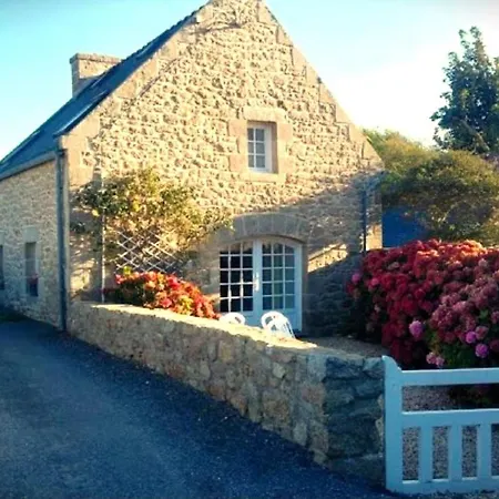 Ty Jeanne-maison Bretonne Avec Jardin Proche *